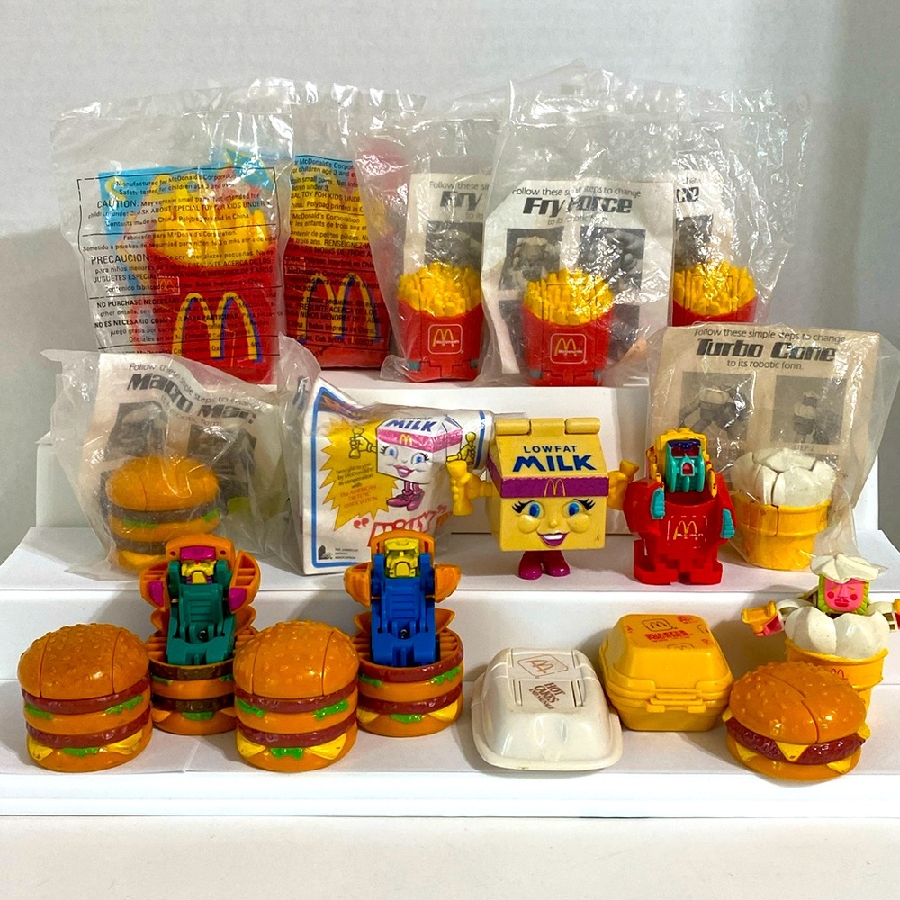 TOYS CHANGEABLES MCDONALD’S HAPPY MEAL